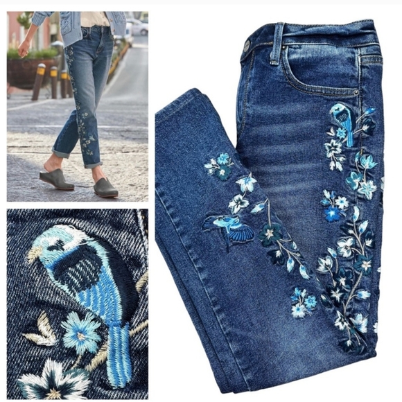 DRIFTWOOD Denim - Driftwood Audrey High Rise Boho Blue Jeans Floral and Bird Embroidered Size 26